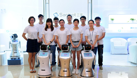 三宝平台机器人首家体验店正式开业